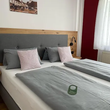 Weisses Ross 3* Konnersreuth